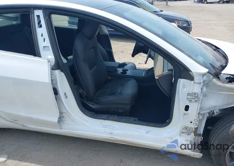 2021 Tesla Model 3 Long Range Dual Motor All-Wheel Drive from USA, damaged, VIN 5YJ3E1EB1MF902016